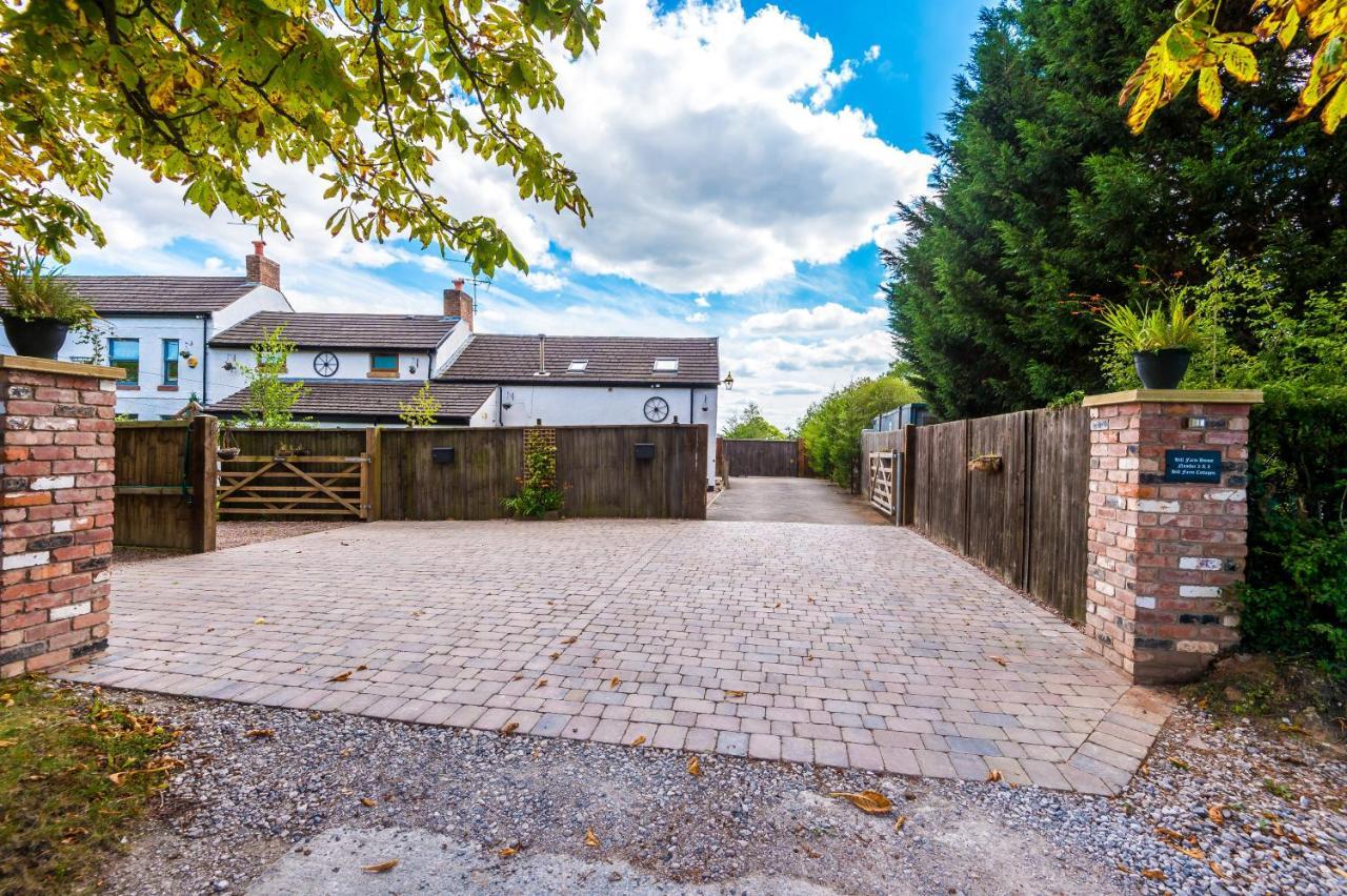 Charming 3-Bed Cottage In Chester, Ideal For Families & Workers, Free Parking - Sleeps 7 Екстериор снимка