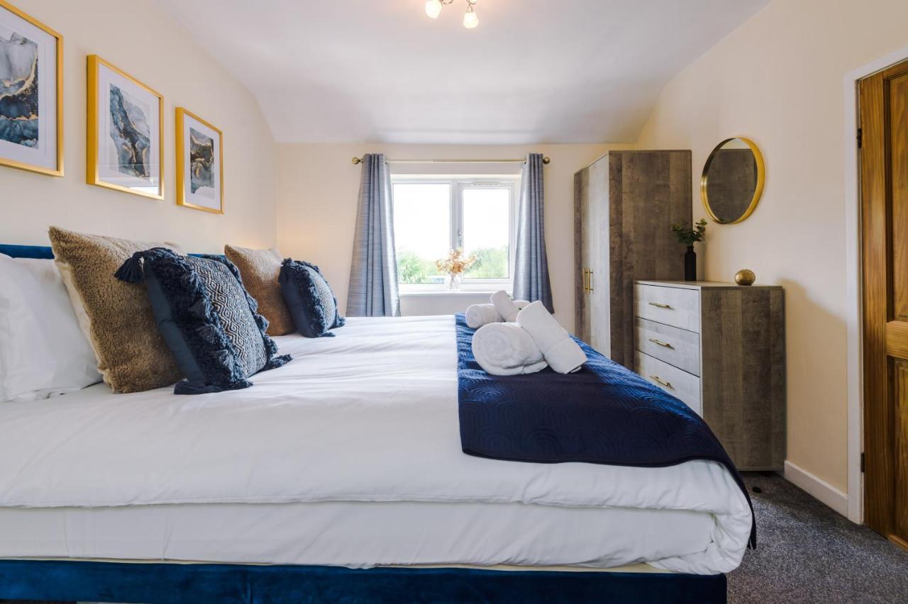 Charming 3-Bed Cottage In Chester, Ideal For Families & Workers, Free Parking - Sleeps 7 Екстериор снимка